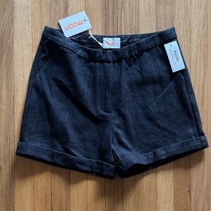 Moon Women’s Shorts Large
